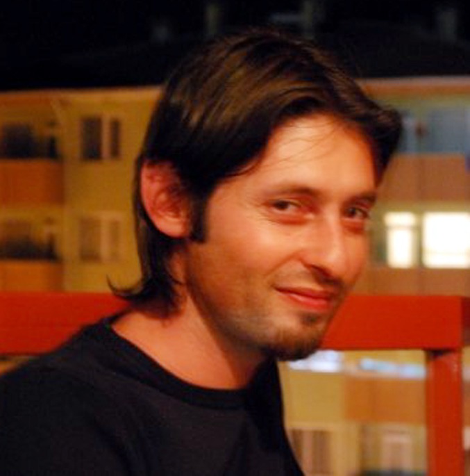 MUTLU AKBAŞAK